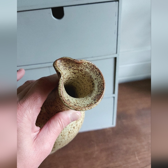 Carafe and tumbler set in sandstone and signed Guy De Pelteau - Picture 9 of 10